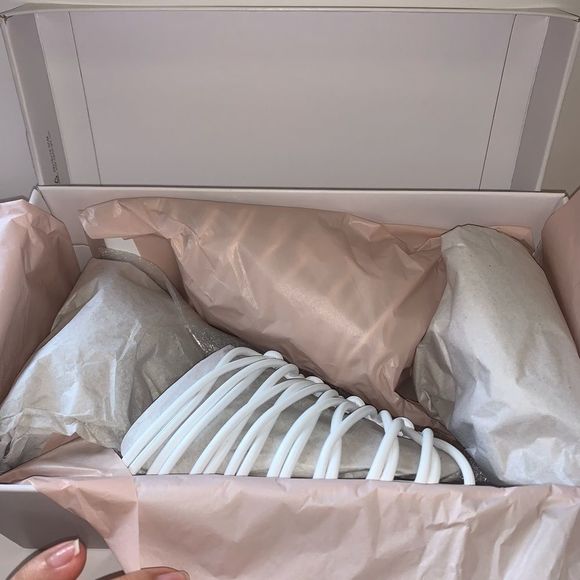 SOLD !Rebecca Minkoff slide - Picture 6 of 8